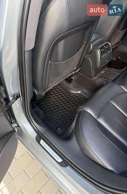 Седан Audi A6 2012 в 