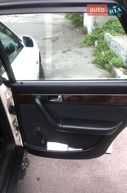 Седан Audi A6 1995 в 