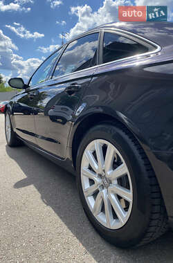 Седан Audi A6 2013 в 