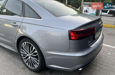 Седан Audi A6 2017 в 