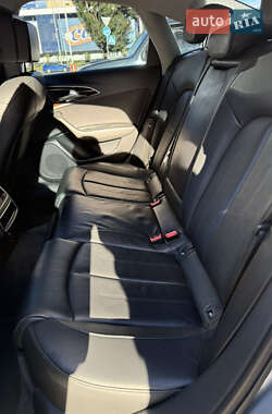Седан Audi A6 2011 в 