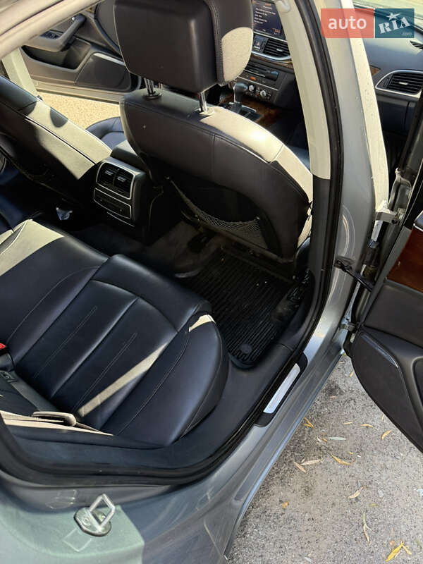 Седан Audi A6 2013 в Ивано-Франковске