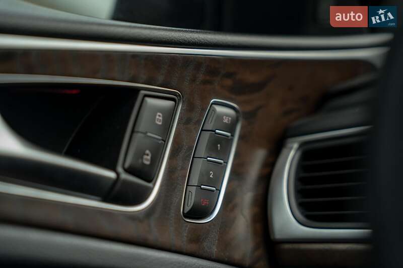 Седан Audi A6 2013 в Черновцах