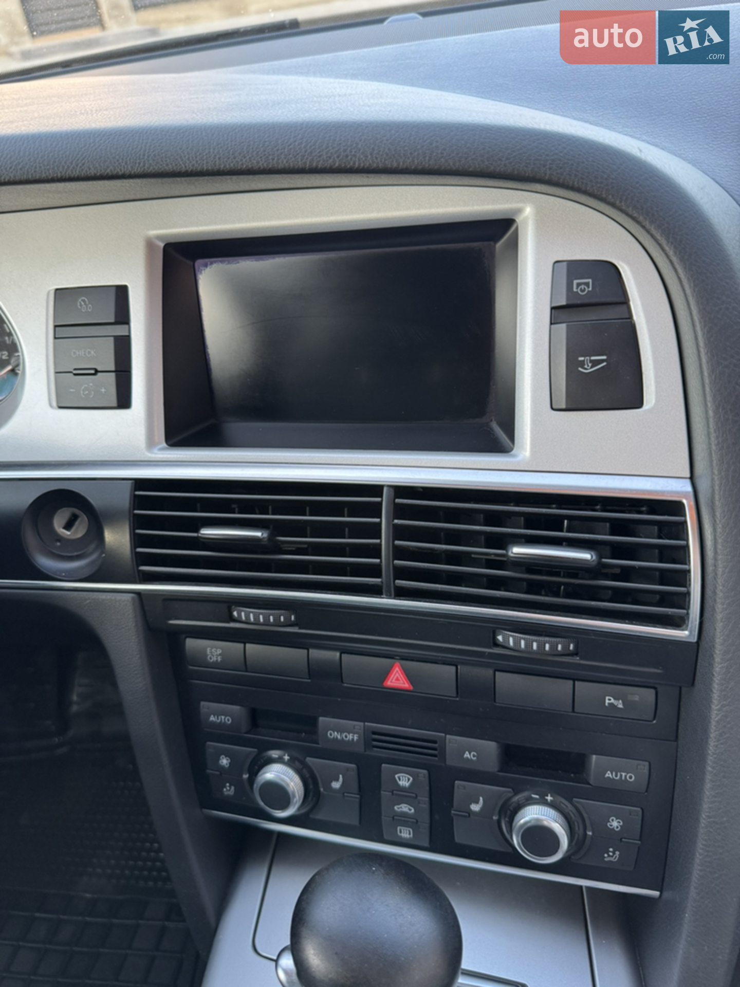 2010 Audi A6 - мініатюра 15