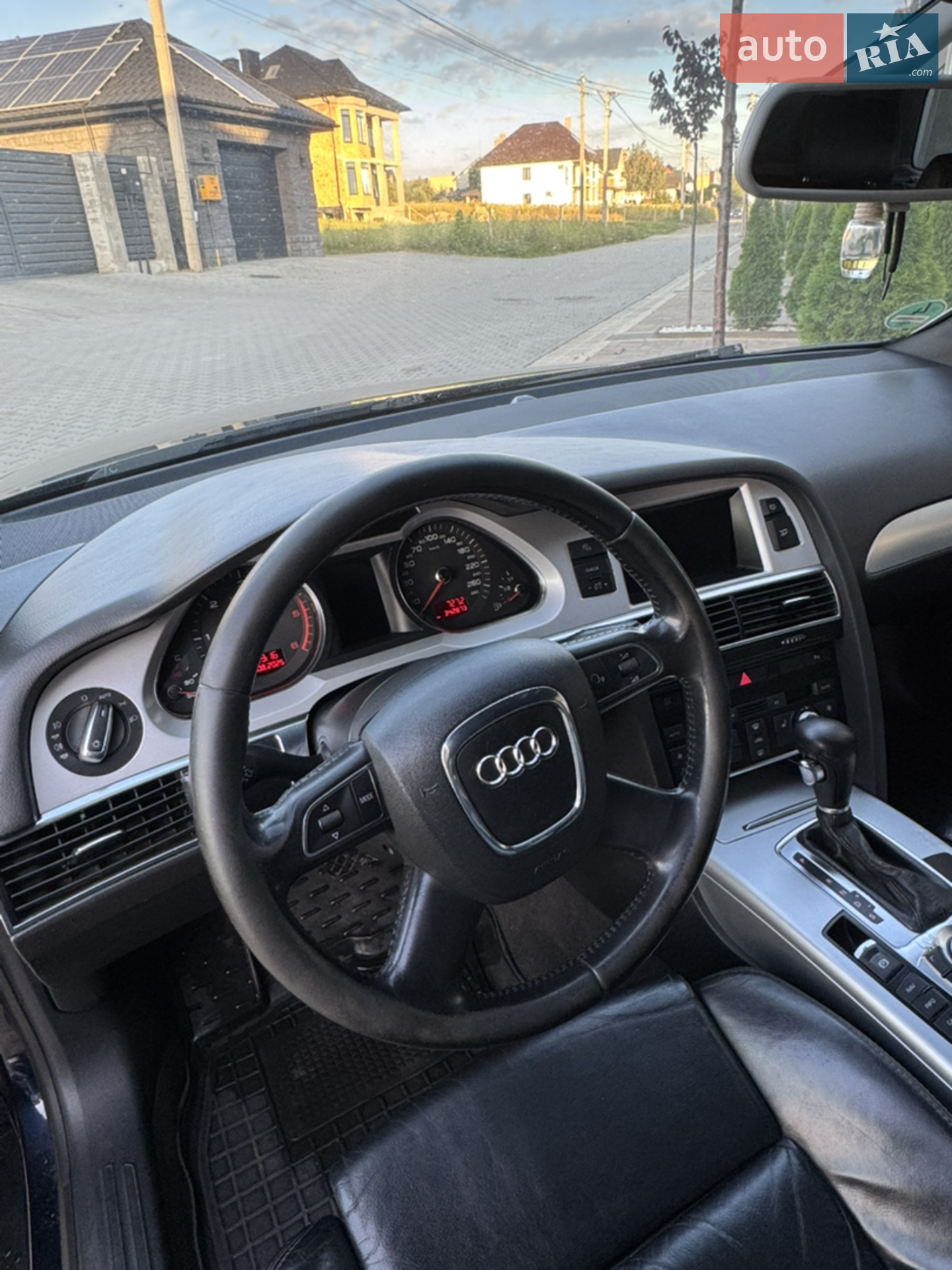 2010 Audi A6 - мініатюра 26