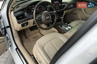 Седан Audi A6 2015 в 