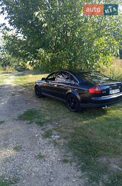 Седан Audi A6 2004 в 