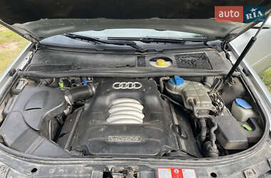 Седан Audi A6 2001 в 