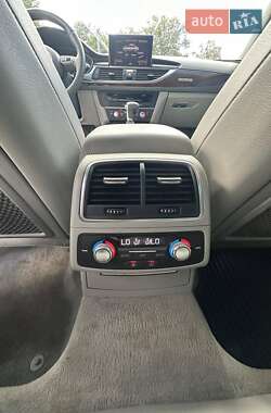 Седан Audi A6 2014 в 