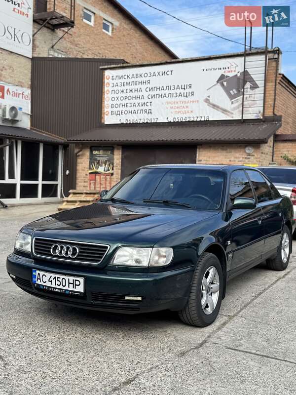 Седан Audi A6 1996 в 