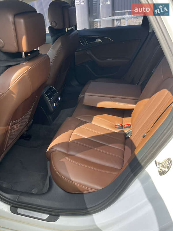 Седан Audi A6 2015 в Ужгороде