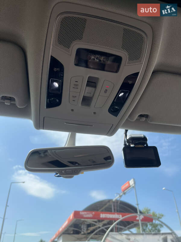 Седан Audi A6 2015 в Ужгороде