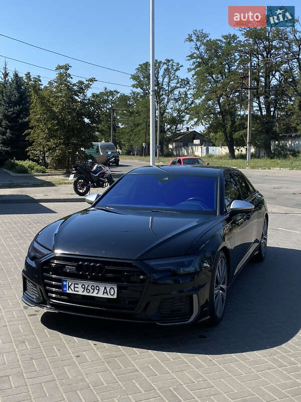Седан Audi A6 2019 в Днепре