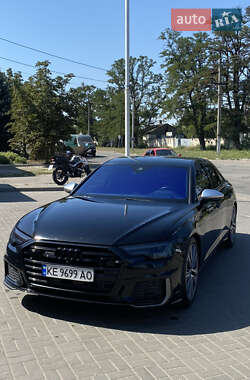 Седан Audi A6 2019 в 