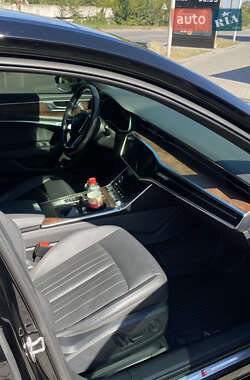Седан Audi A6 2019 в 