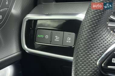 Седан Audi A6 2019 в 