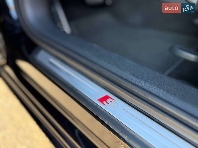 Седан Audi A6 2018 в Киеве