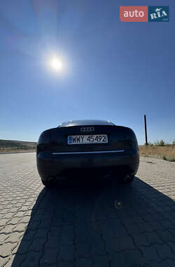 Седан Audi A6 2002 в 