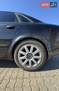 Седан Audi A6 2002 в 