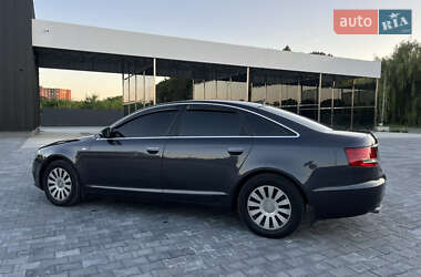 Седан Audi A6 2004 в 