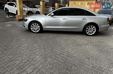 Седан Audi A6 2013 в 