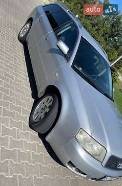 Универсал Audi A6 2004 в 