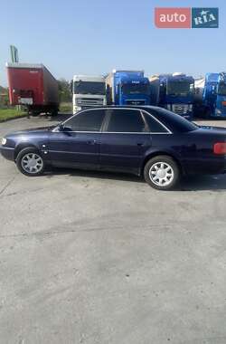 Седан Audi A6 1996 в Городку