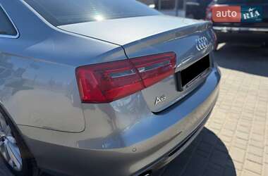 Седан Audi A6 2011 в 