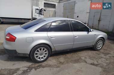 Седан Audi A6 2001 в 