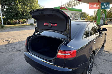 Седан Audi A6 2010 в 
