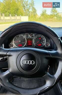 Седан Audi A6 2001 в Ровно