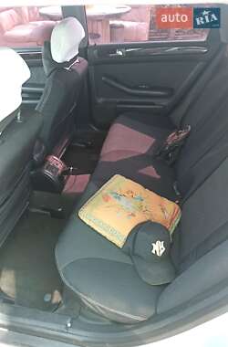 Універсал Audi A6 2001 в 