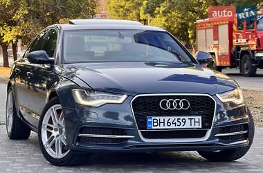 Седан Audi A6 2012 в 