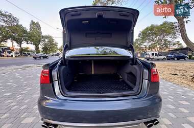 Седан Audi A6 2012 в 