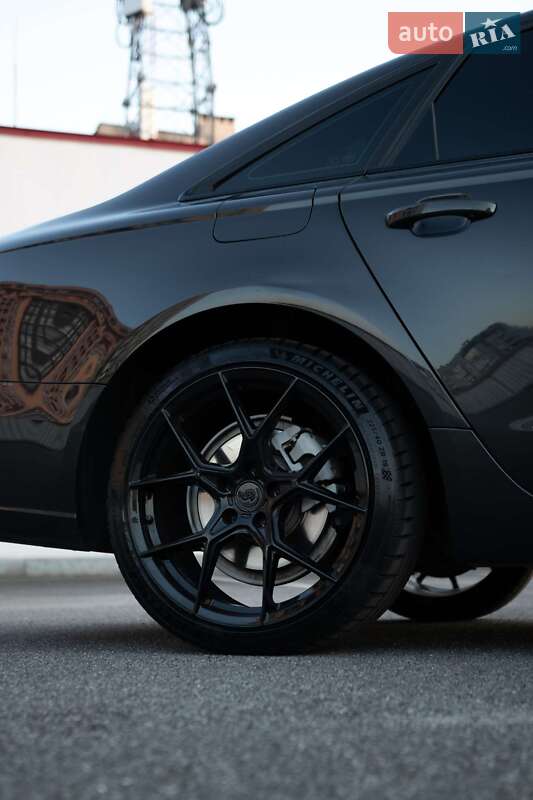 Седан Audi A6 2013 в Виннице