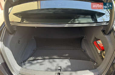 Седан Audi A6 2014 в 