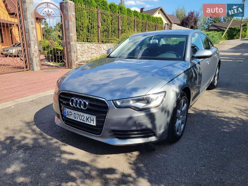 Седан Audi A6 2012 в 