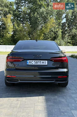 Седан Audi A6 2021 в 