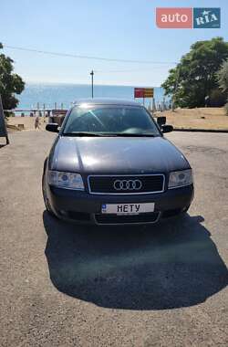 Седан Audi A6 2002 в 