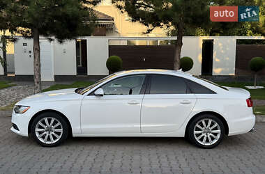 Седан Audi A6 2014 в 