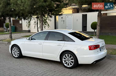Седан Audi A6 2014 в 