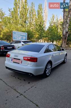 Седан Audi A6 2014 в 
