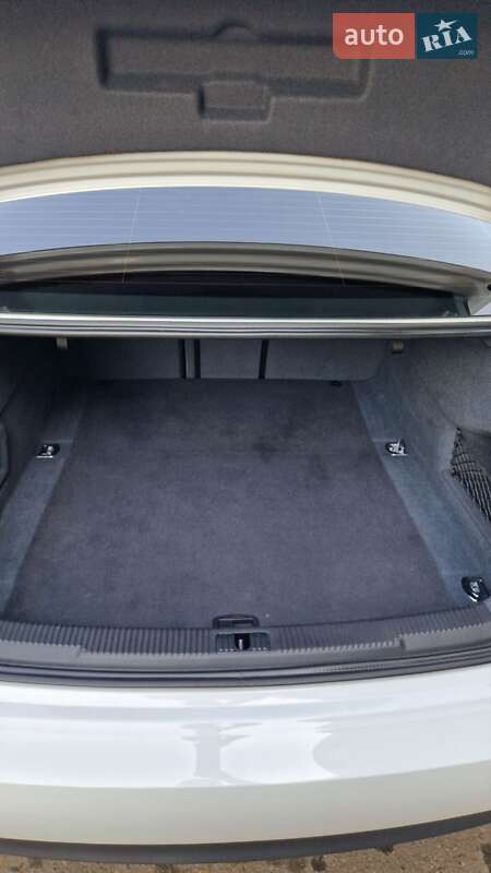 Седан Audi A6 2014 в Николаеве