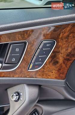 Седан Audi A6 2014 в 