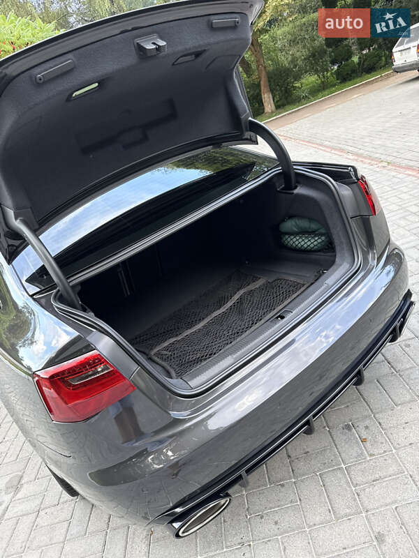 Седан Audi A6 2013 в Дрогобыче