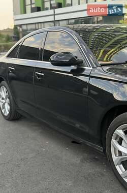 Седан Audi A6 2016 в 