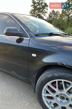 Седан Audi A6 2001 в 