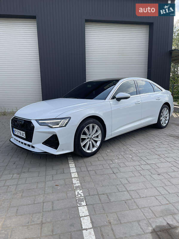 Седан Audi A6 2019 в 