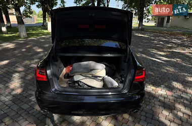 Седан Audi A6 2013 в 
