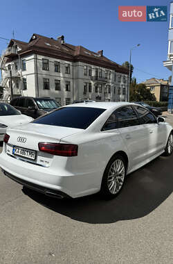 Седан Audi A6 2018 в 